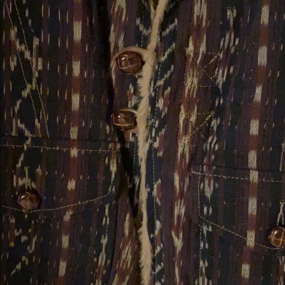 🌺❤️Macy’s Reversible vest - Picture 4 of 4